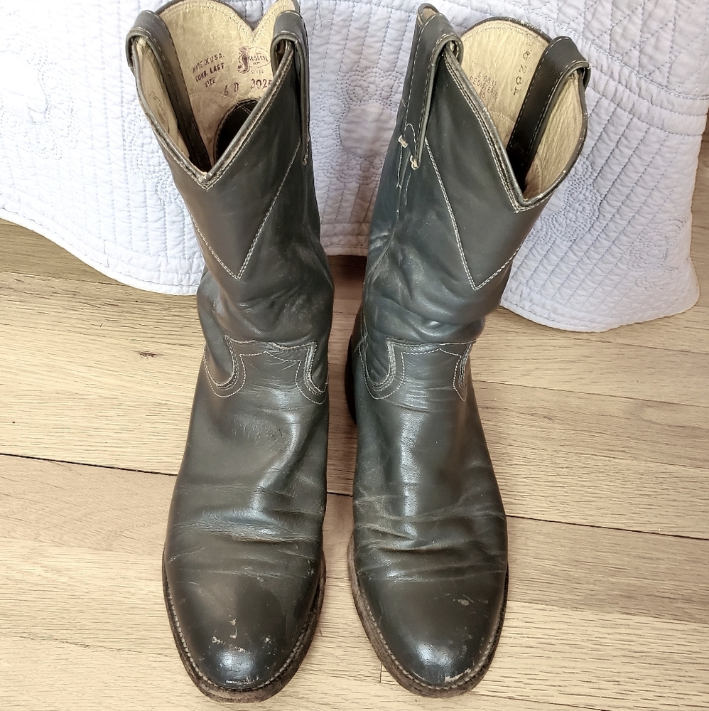 Gray Justin Cowboy Boots